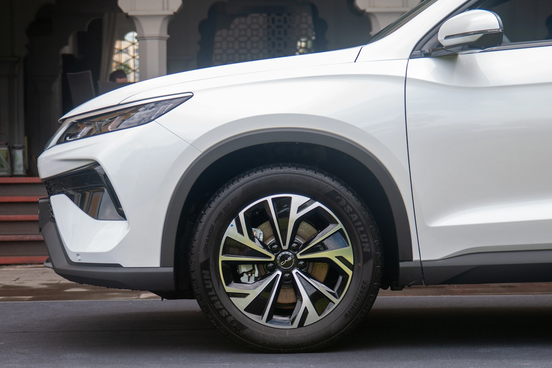 BYD Sealion 5 PHEV: C-SUV tầm hoạt động 1.200 km có đổi luật chơi?