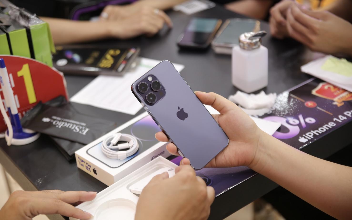 iPhone cũ nào đáng mua nhất khi iPhone 18 Pro Max vừa ra mắt