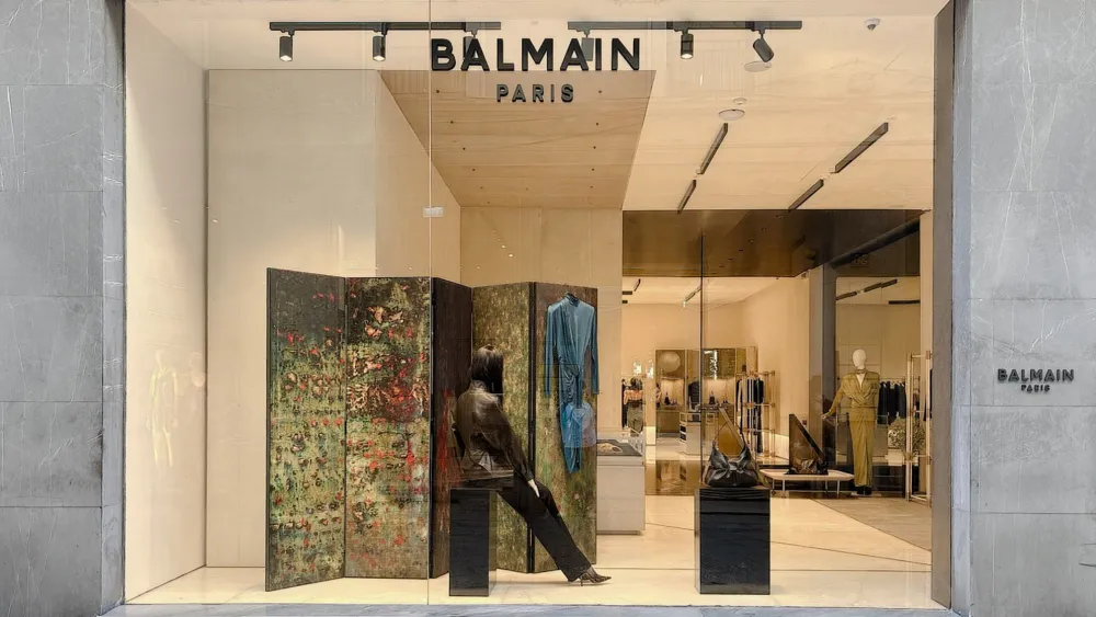 Balmain tái định vị thương hiệu với chiến lược bán lẻ mới