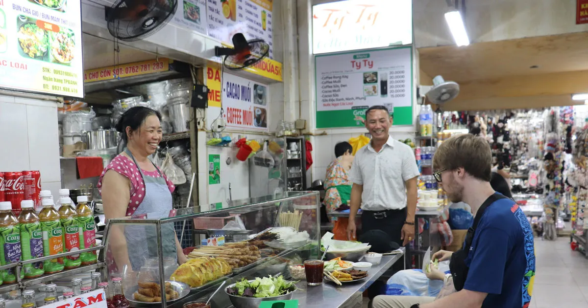 Giao mùa và mùa mưa: bảo quản, chế biến thực phẩm thế nào để không rước bệnh vào người?