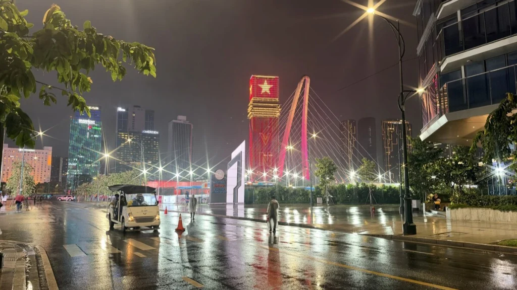 Khẩu độ biến thiên trên iPhone 18 Pro: xoá phông tự nhiên nhờ cơ khí
