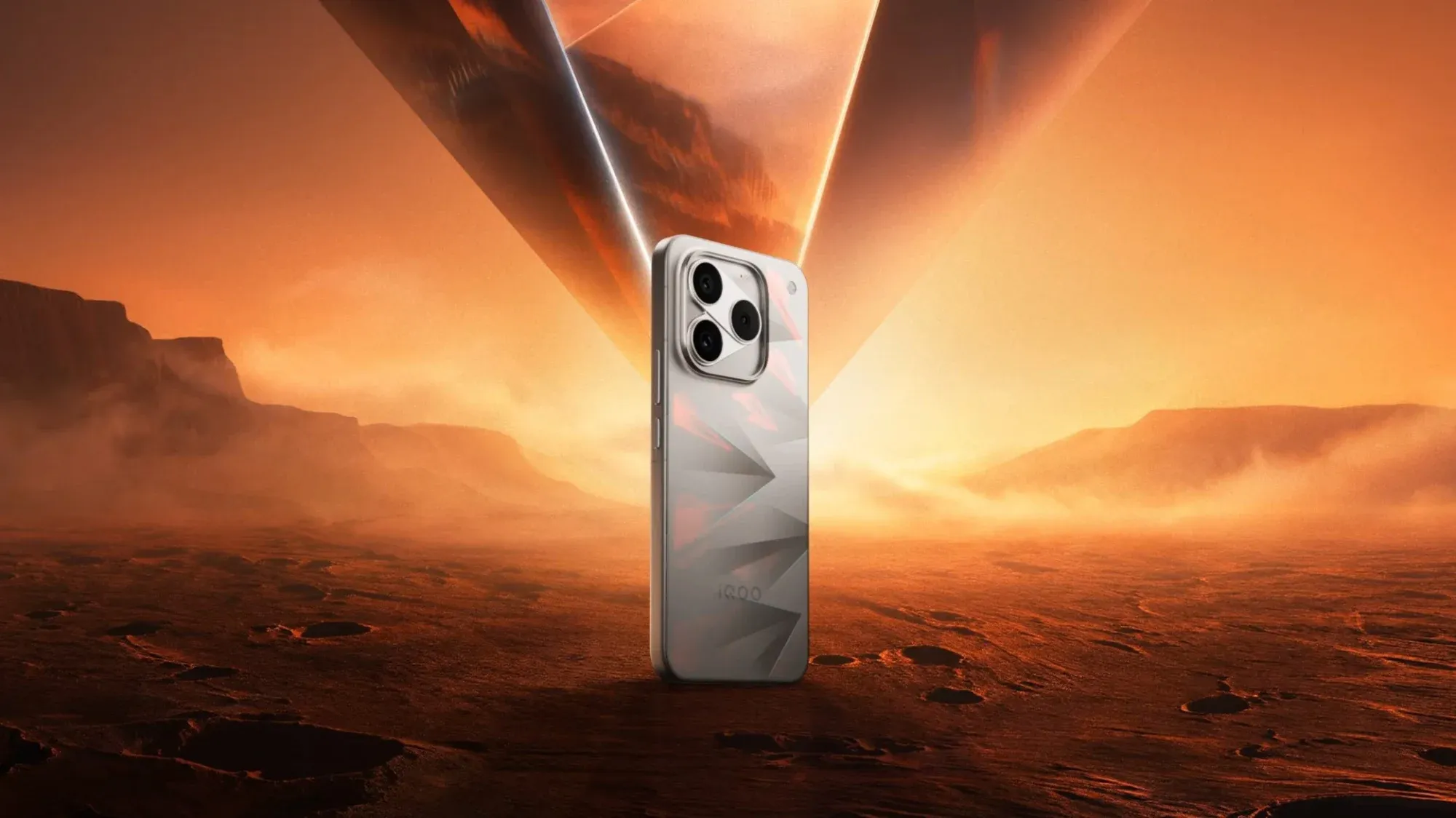 iQOO 16: Snapdragon 8 Elite Extreme dan Bateri 8400mAh Untuk Kuasa Maksimum