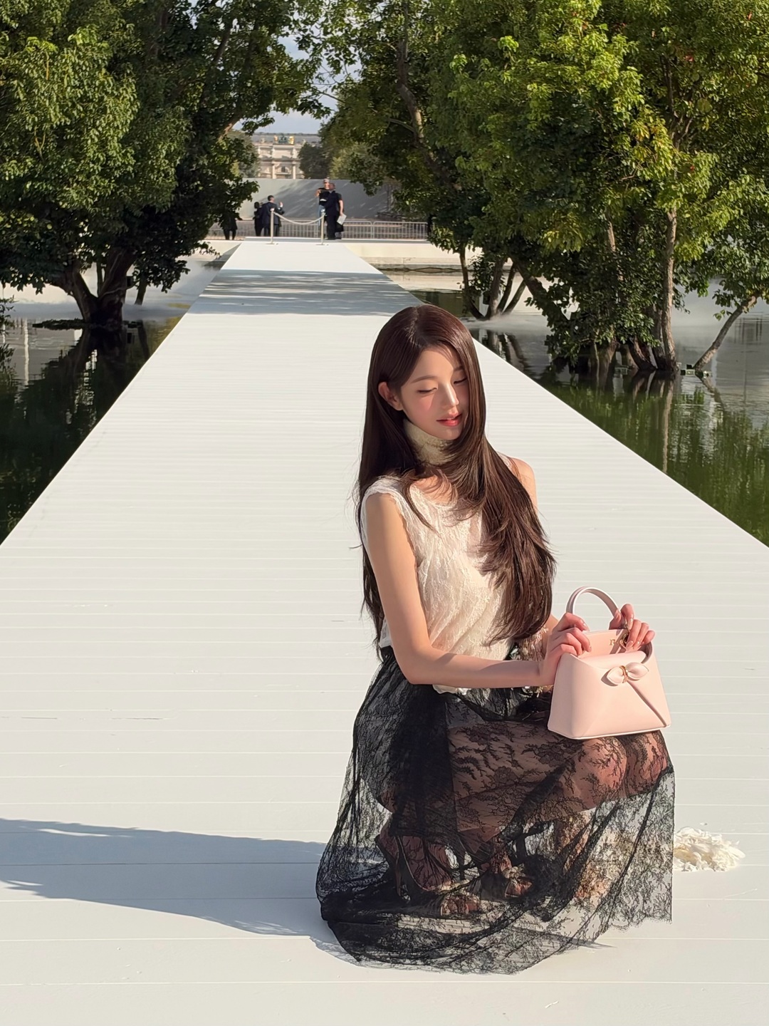 Jang Won Young Thay Thế Jisoo Tại Dior: Nàng Công Chúa Mới Và Chiến Lược Đại Sứ Thương Hiệu