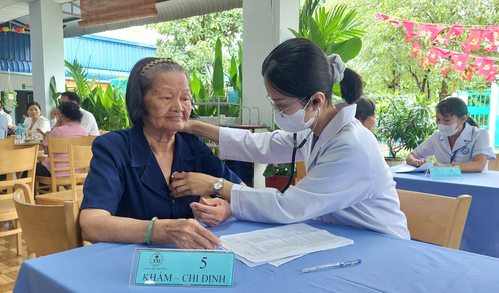 Sa sút trí tuệ ở người cao tuổi đa bệnh lý: vì sao chẩn đoán muộn trở thành vấn đề lớn?