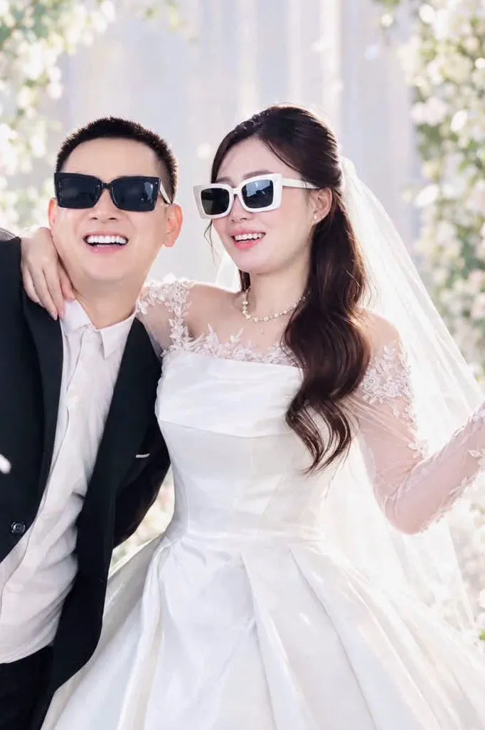 Hoài Lâm – Hoài Linh: Song ca trước ngày cưới và lời chúc từ Nhà thờ Tổ