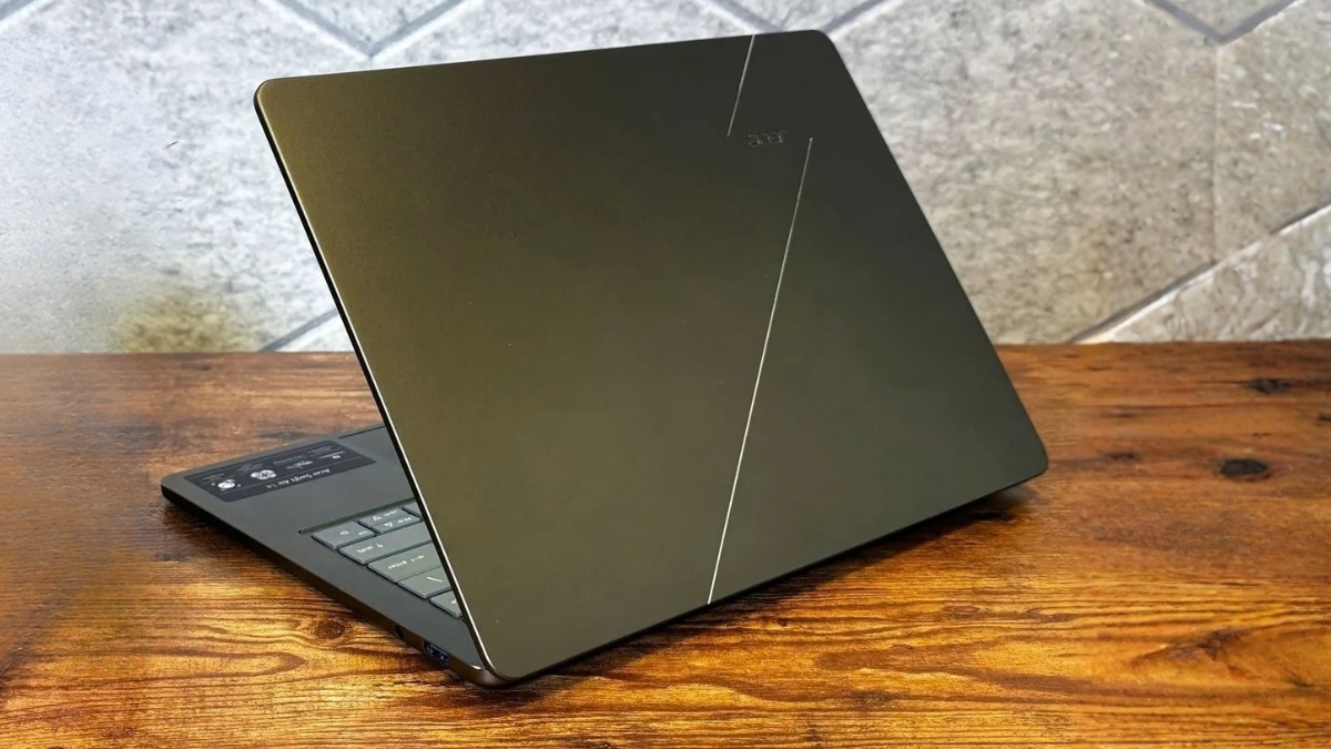 ASUS ZenBook A16 1.2kg vs Acer Swift Air 14: chọn laptop siêu nhẹ nào?