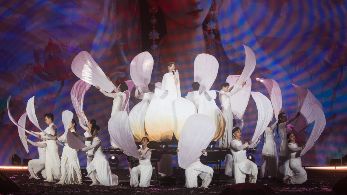 9 giọng ca Vpop và hành trình chữa lành trong 17 MV live tại Nha Trang