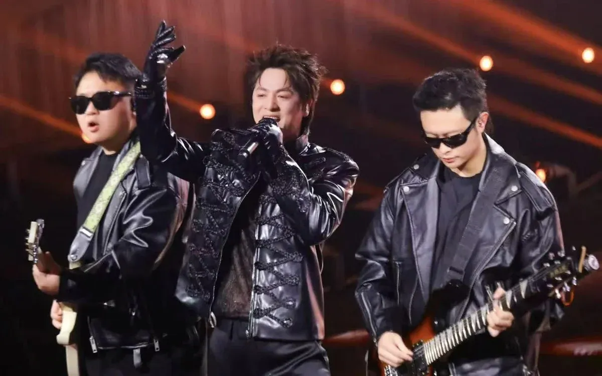 Đăng Khôi đem khèn người Mông vào rock trên sân khấu quốc tế