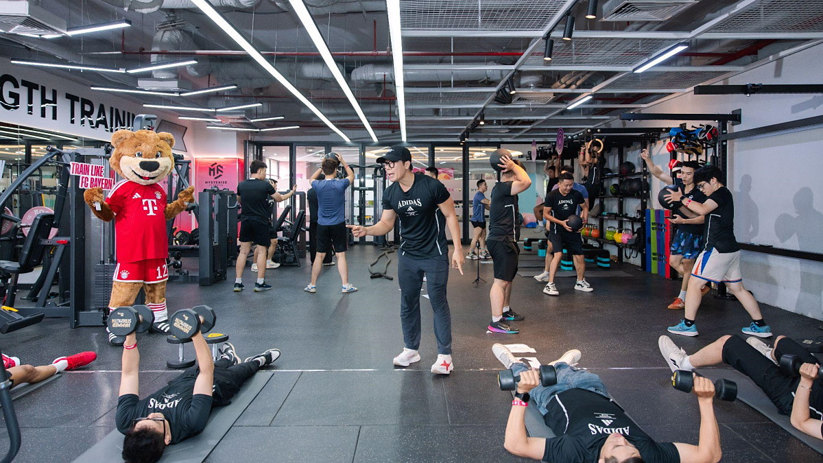 Train Like FC Bayern: Huấn luyện cộng đồng Hà Nội với 12 trạm vận động chuyên nghiệp