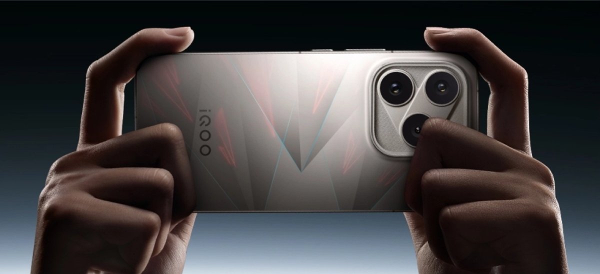 iQOO 16 với Snapdragon 8 Elite Extreme Gen 6: có đáng nâng cấp từ S24 Ultra và iPhone 15 Pro Max?