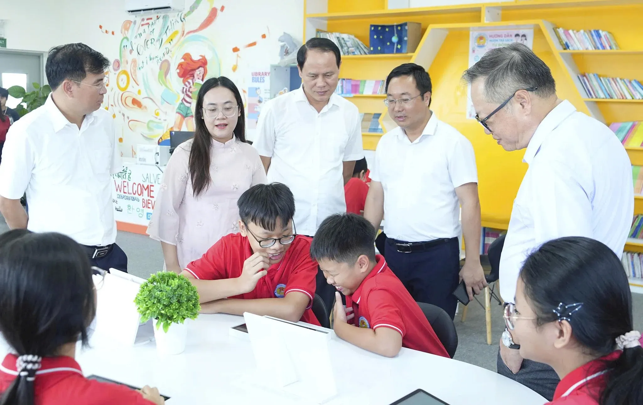 Mô hình trường học số: Từ học bạ điện tử đến năng lực số