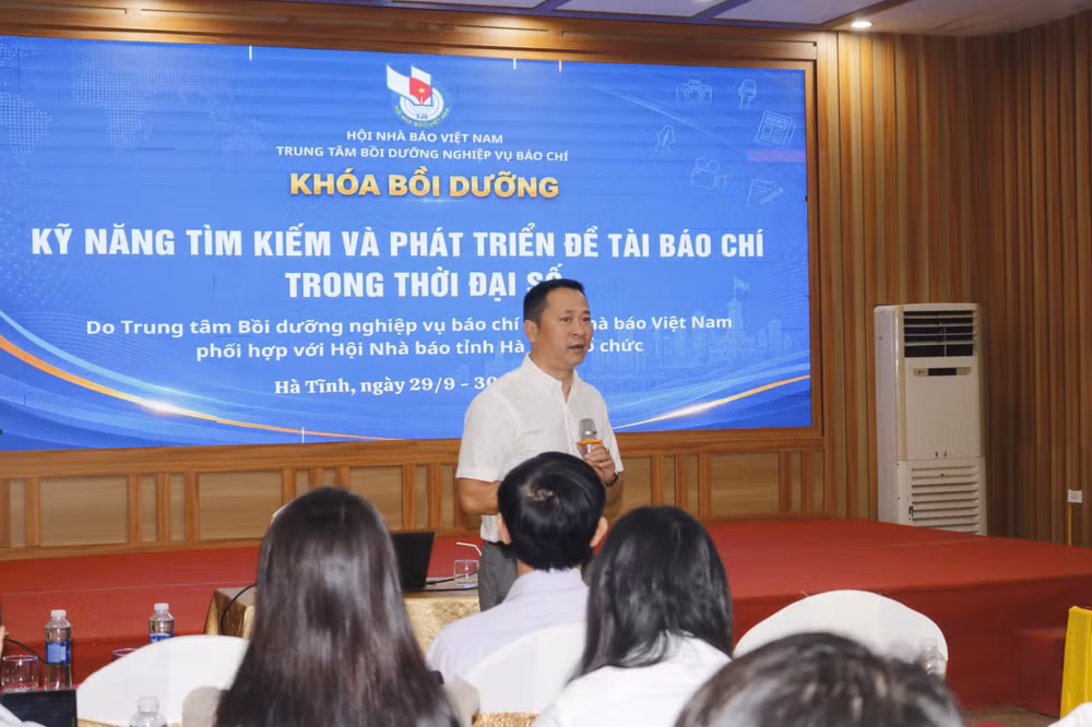 Khóa học 2 ngày giúp phóng viên Hà Tĩnh nâng tầm kỹ năng báo chí số