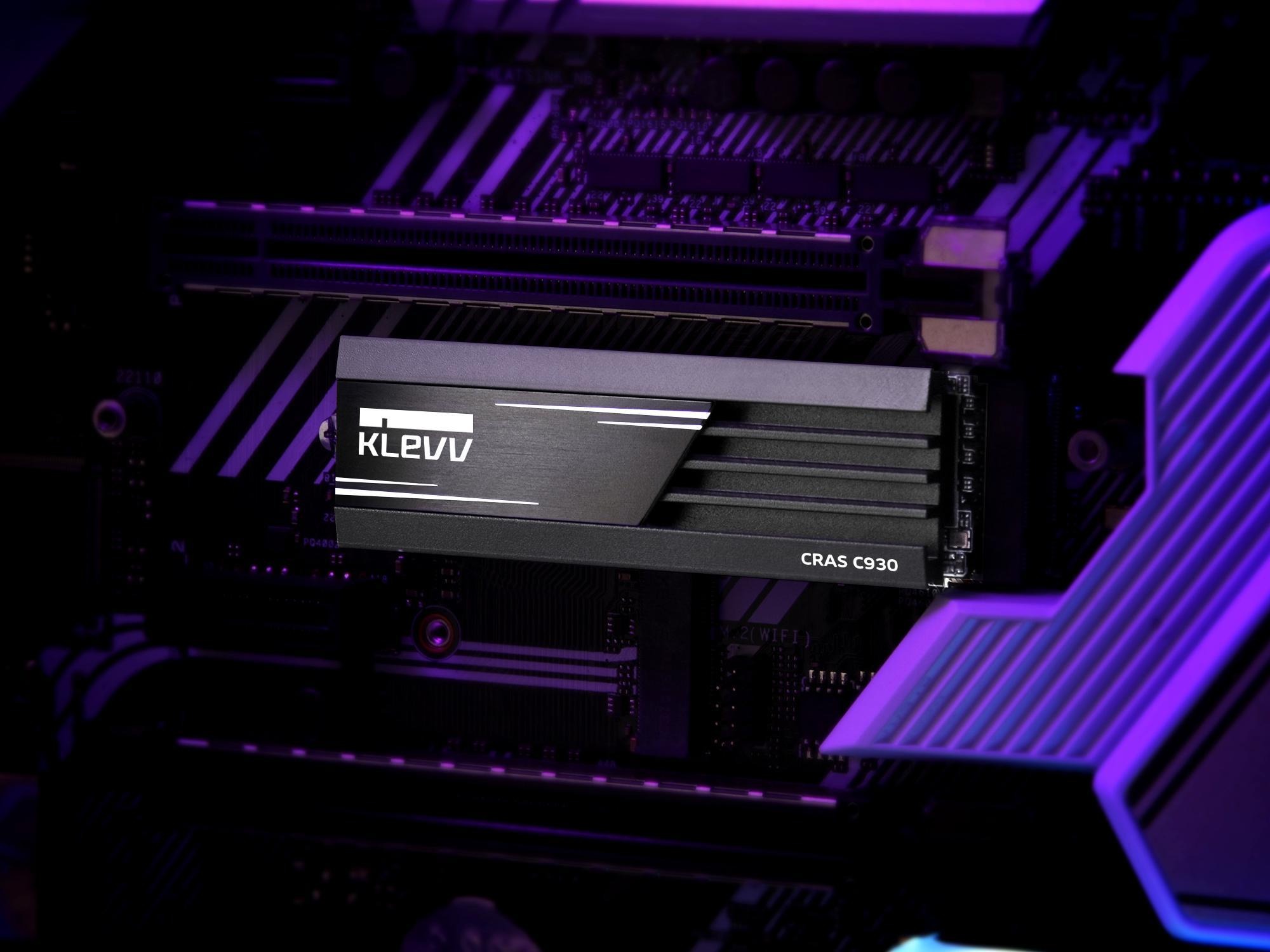 Bộ ba SSD PCIe Gen4 KLEVV CRAS C930, C925G, C910G cho game thủ và PC enthusiast