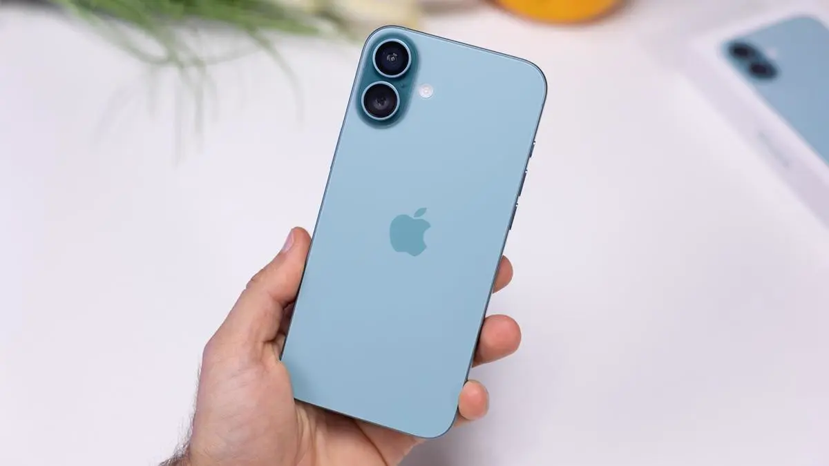 iPhone Plus bị khai tử: Mua đập hộp ngay hay chuyển sang flagship khác?