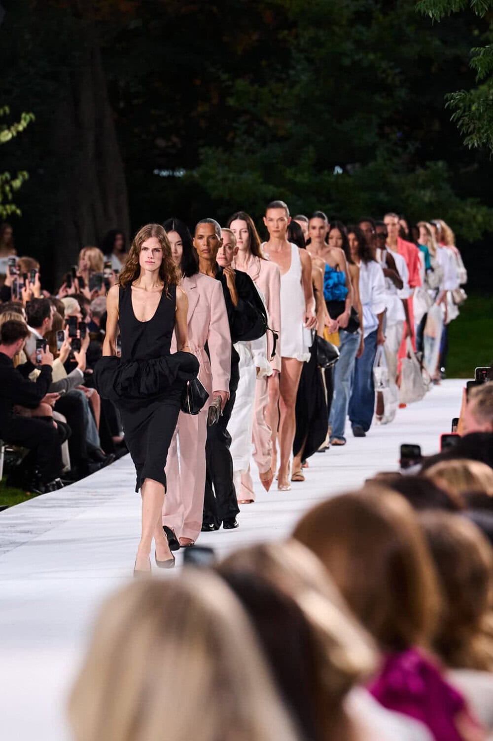 Giorgio Armani, Marni Và Stella McCartney: Chia Lại Bàn Cờ Xuân 2027