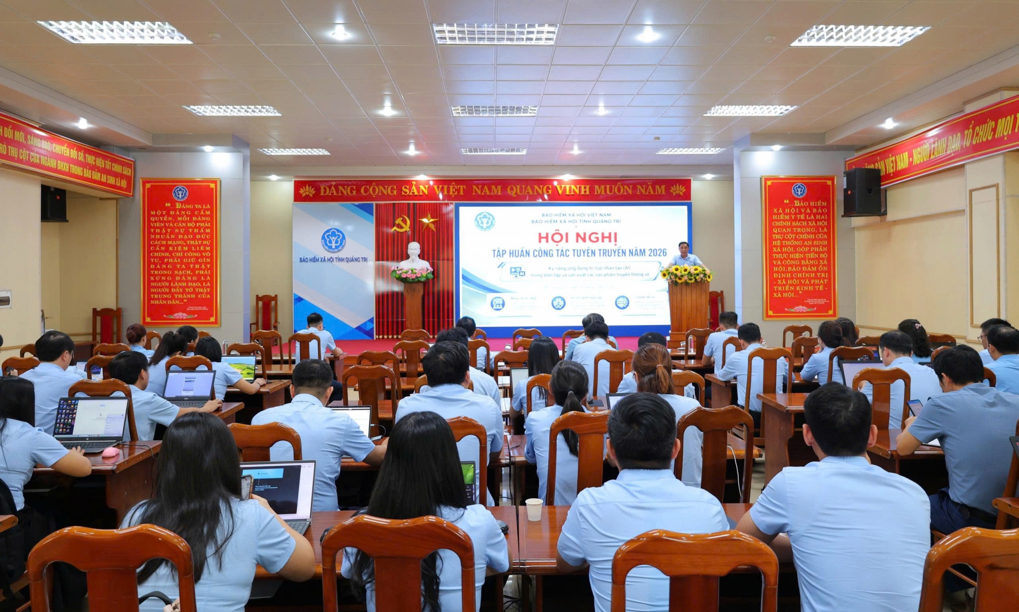 Chuyển đổi mã bảo hiểm xã hội sang CCCD: Những điều người lao động cần biết