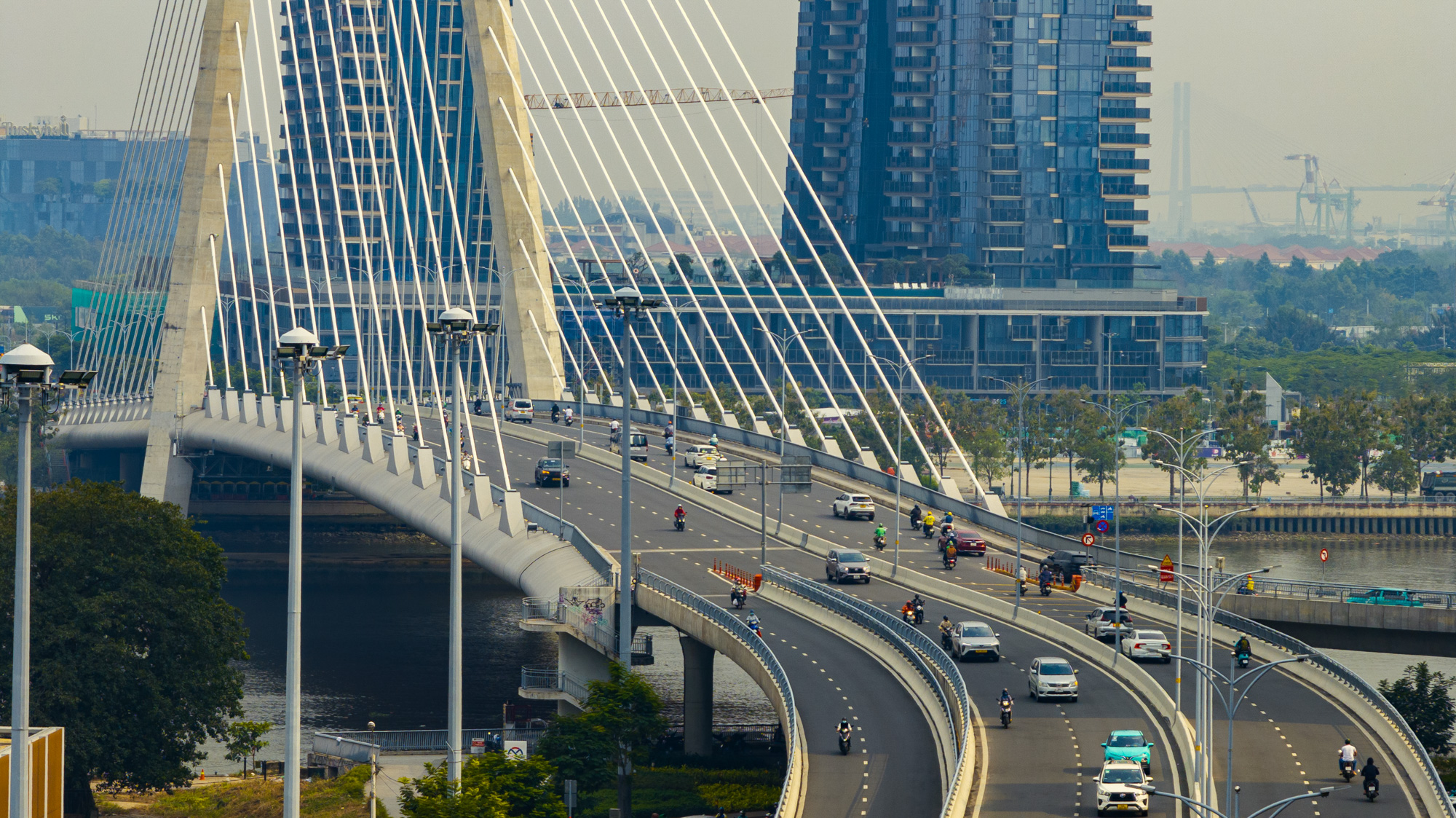 Siêu đô thị TP.HCM sau sáp nhập: Tái cấu trúc đa cực để không tự làm khó mình
