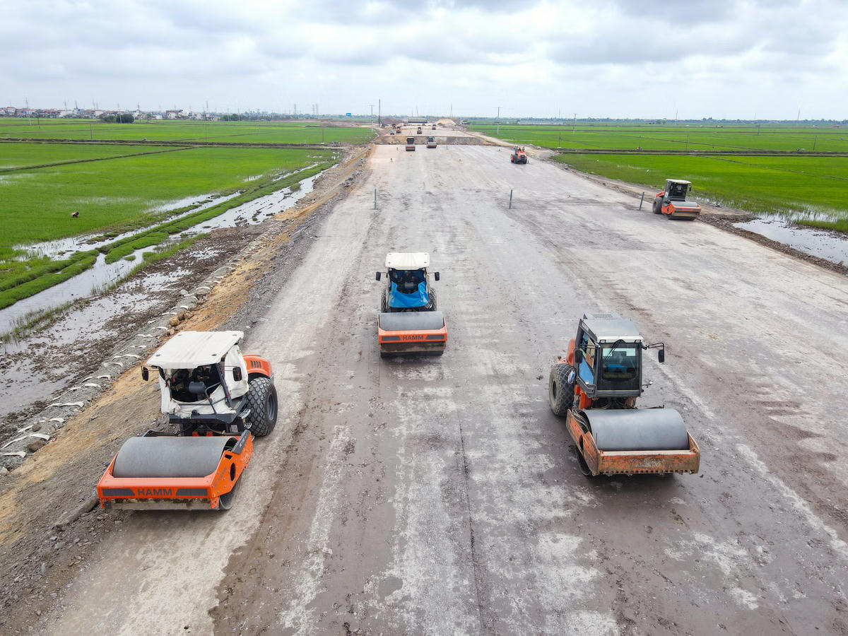 Ninh Bình xây dựng hạ tầng số và giao thông để tạo lợi thế cạnh tranh