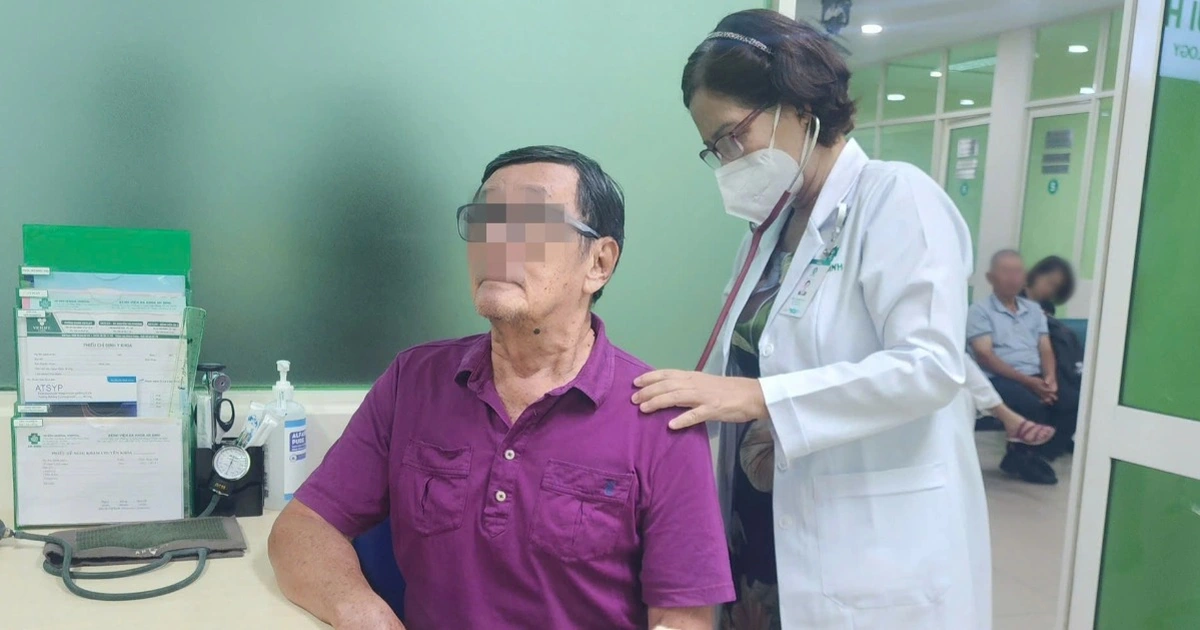 Cô đơn ở người cao tuổi: Sống cùng gia đình vẫn có thể là một kiểu cách ly