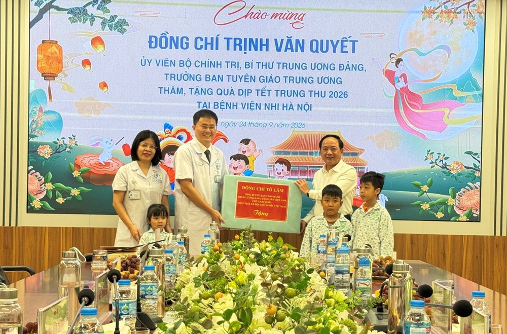 Khi cộng đồng chung tay: Mạng lưới an toàn cho trẻ em mỗi mùa lễ hội