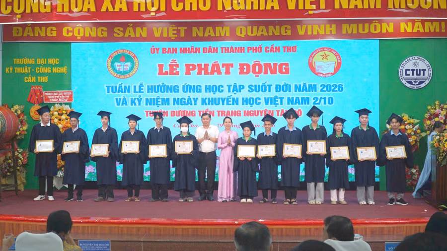 Tuần lễ học tập suốt đời: 24 mô hình tiêu biểu và thông điệp cho cộng đồng