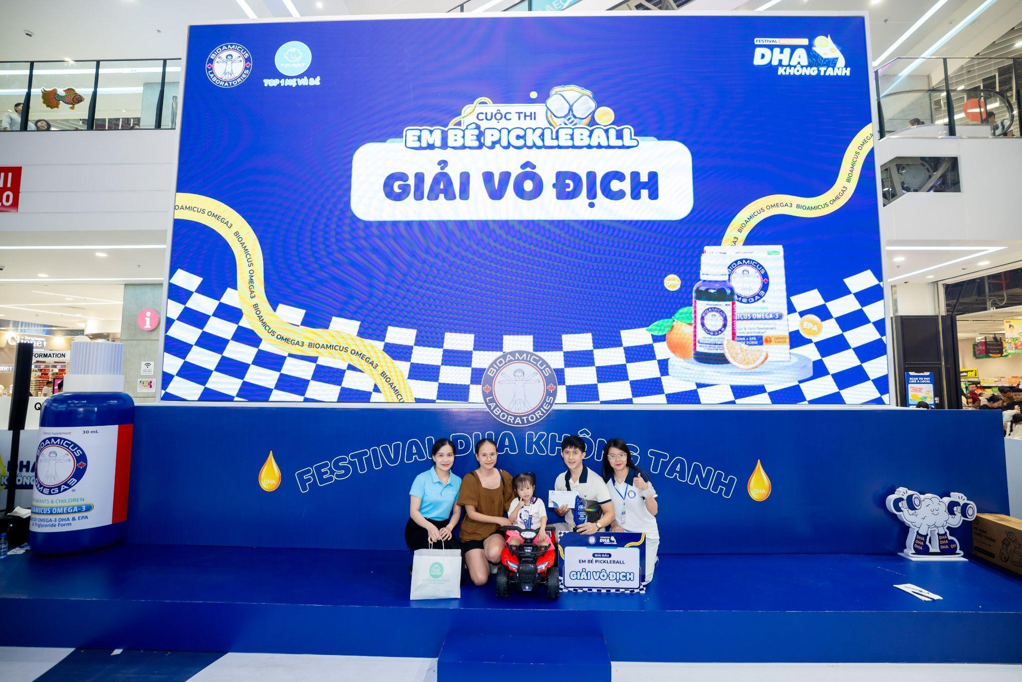 Pickleball nhí: Môn thể thao an toàn giúp trẻ kết nối và vận động