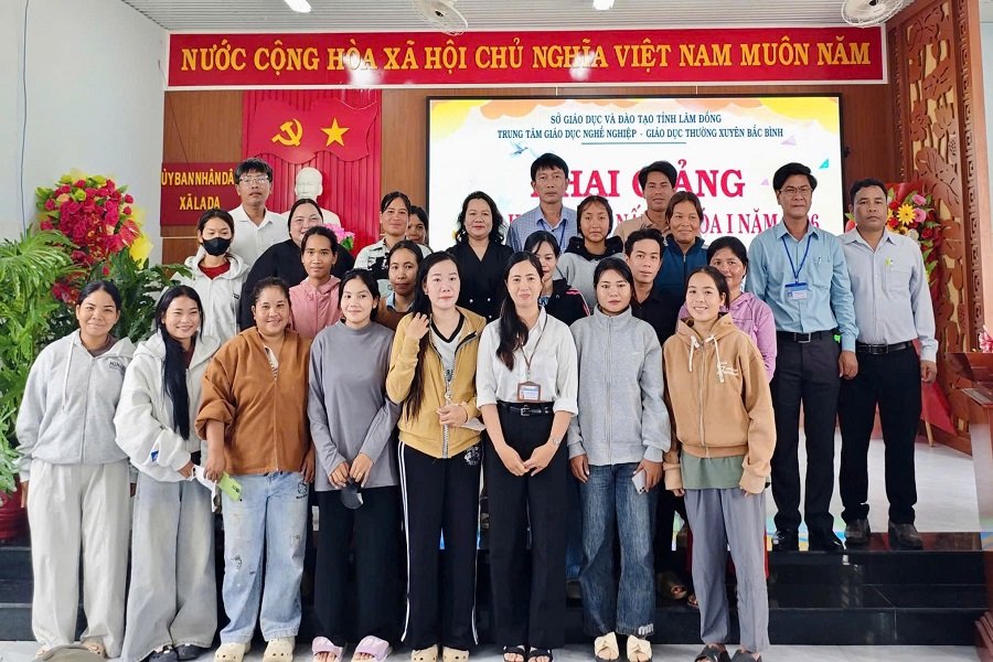 Từ lớp học đến việc làm ổn định ở nông thôn