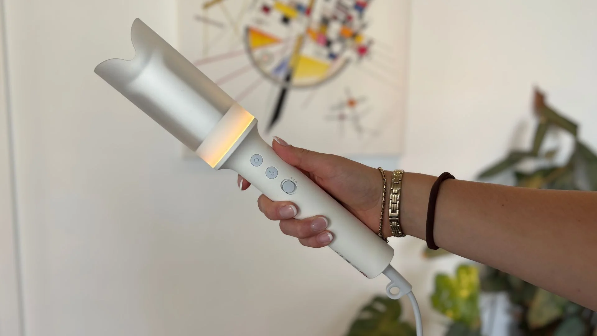 Máy uốn tóc tự động Laifen AutoCurl và Shark FlexStyle: nên chọn loại nào?