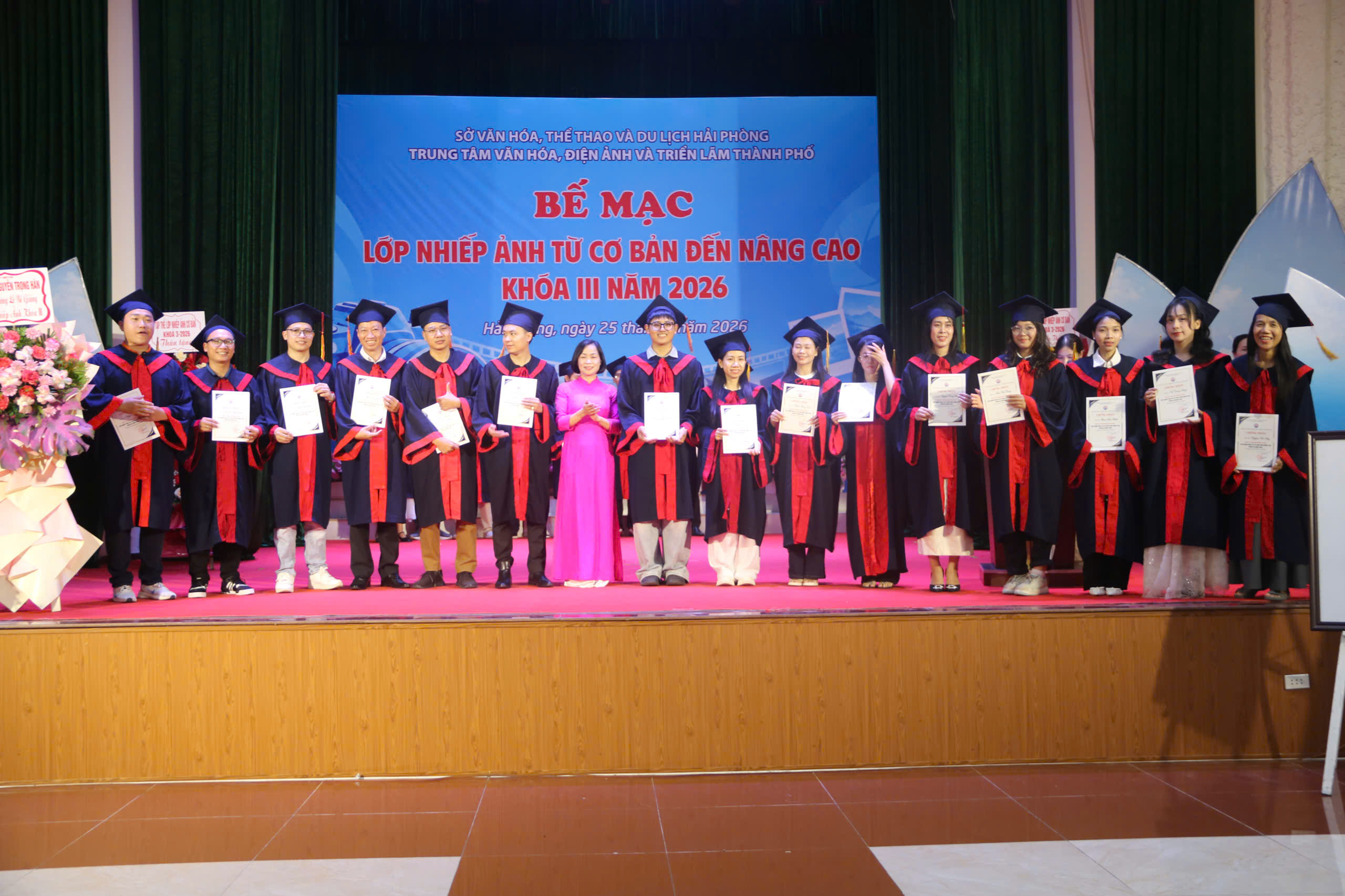 Khóa học nhiếp ảnh từ cơ bản đến nâng cao ở Hải Phòng hoàn thành