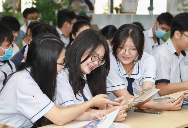 Hàng nghìn thí sinh mất chỗ vì điểm cộng rối rắm