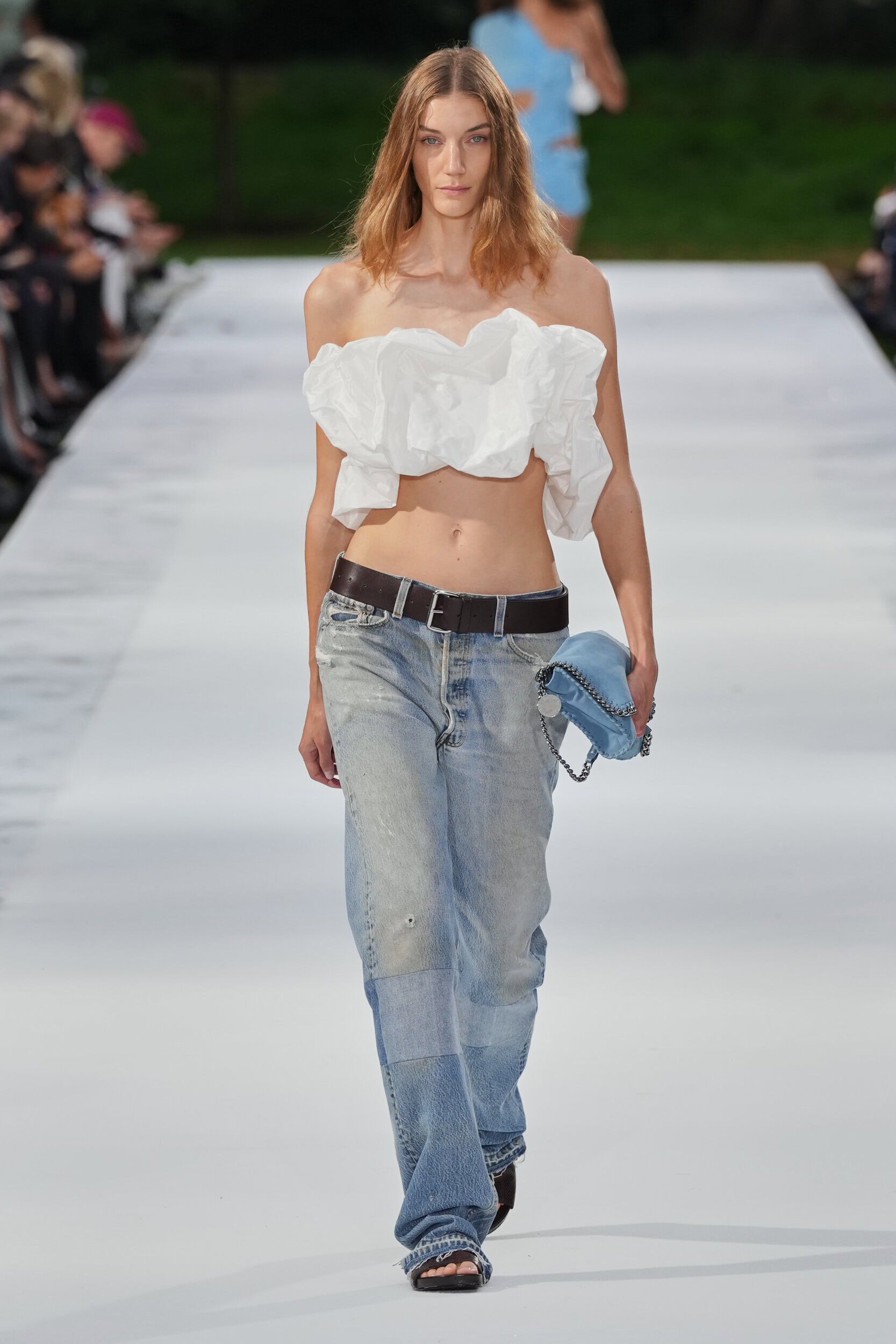 Stella McCartney, Rick Owens Và Jil Sander: Những Điểm Nhấn Từ Sàn Diễn Xuân