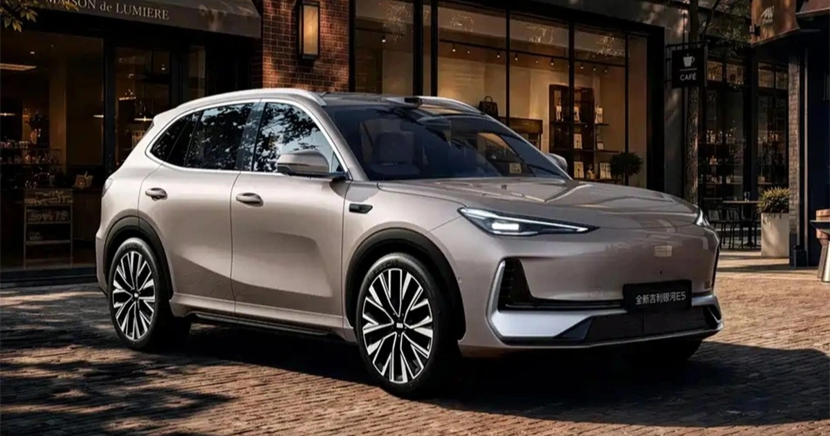 Geely EX5 nâng cấp công nghệ sạc 6C và hỗ trợ lái