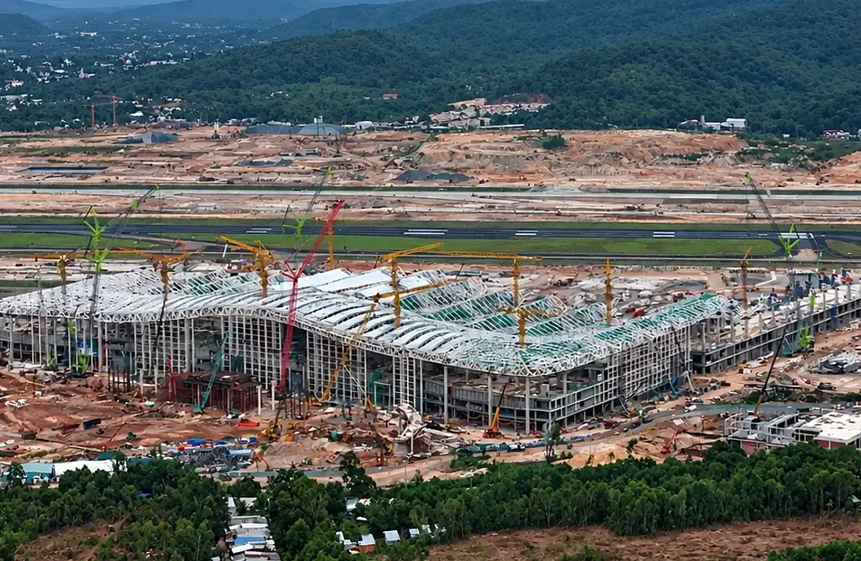 Siêu đô thị phía Đông sân bay Phú Quốc: từ khu du lịch sinh thái tới trung tâm kinh tế mới