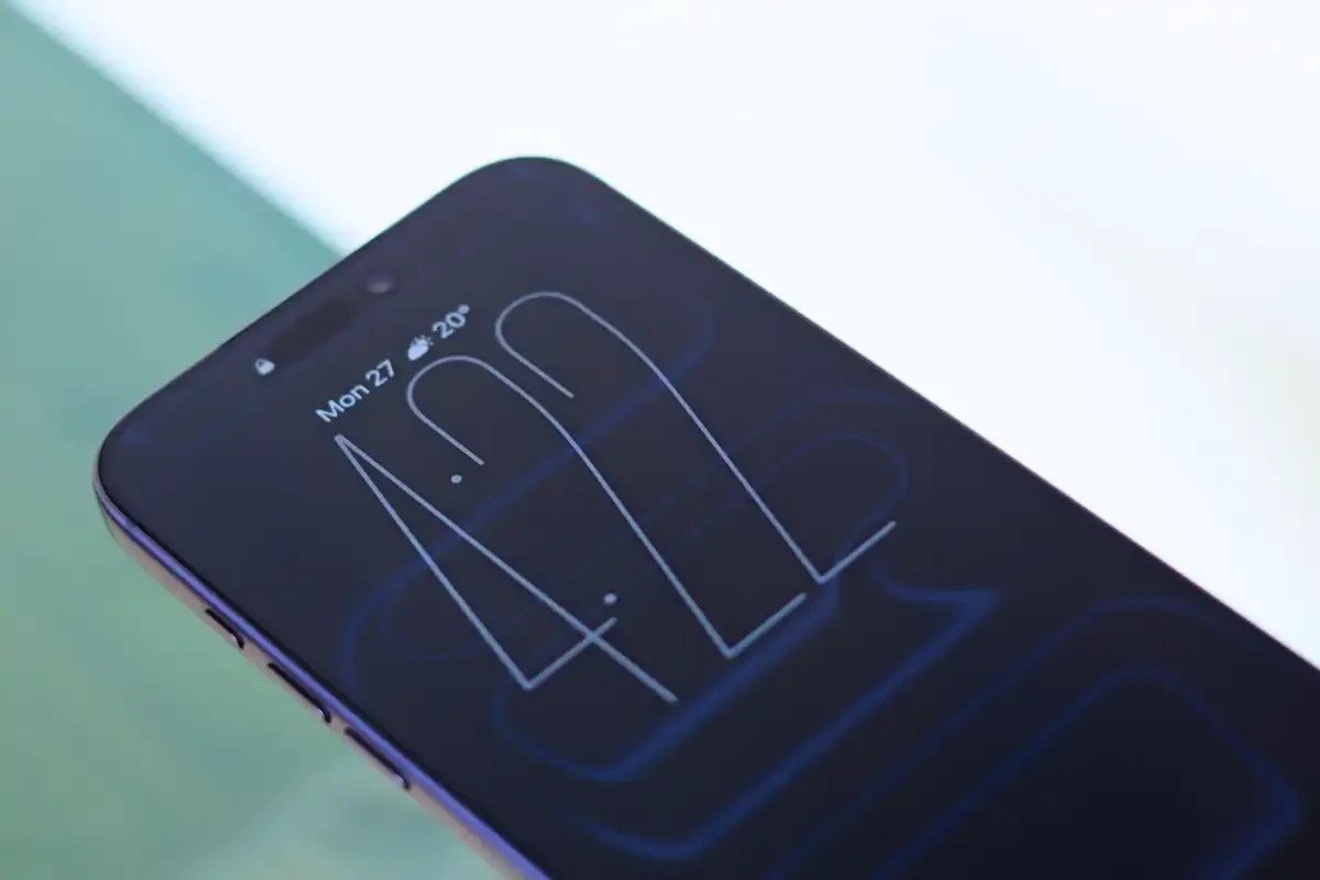 iPhone 18 Pro có cần ốp ngay khi mua? Hướng dẫn chọn bảo vệ chuẩn