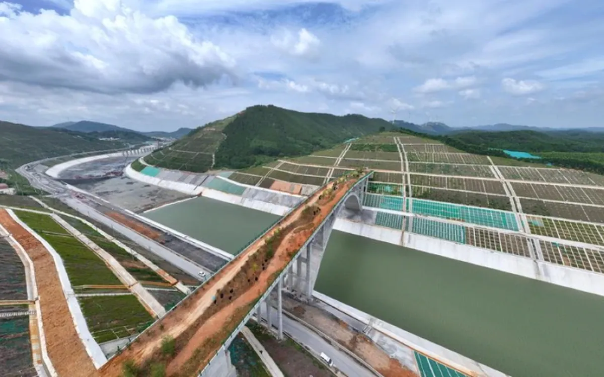 Kênh đào Bình Lục 134 km: Lợi thế mới hay sức ép mới cho doanh nghiệp ASEAN?
