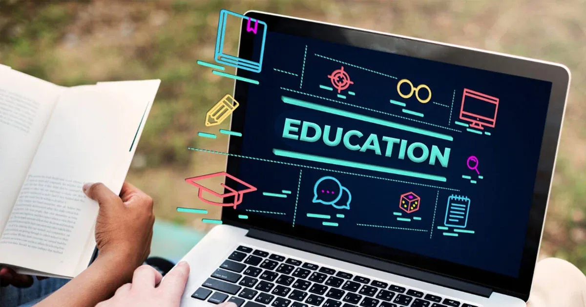 Hồ sơ học tập suốt đời gắn VNeID: Cơ hội và lo lắng