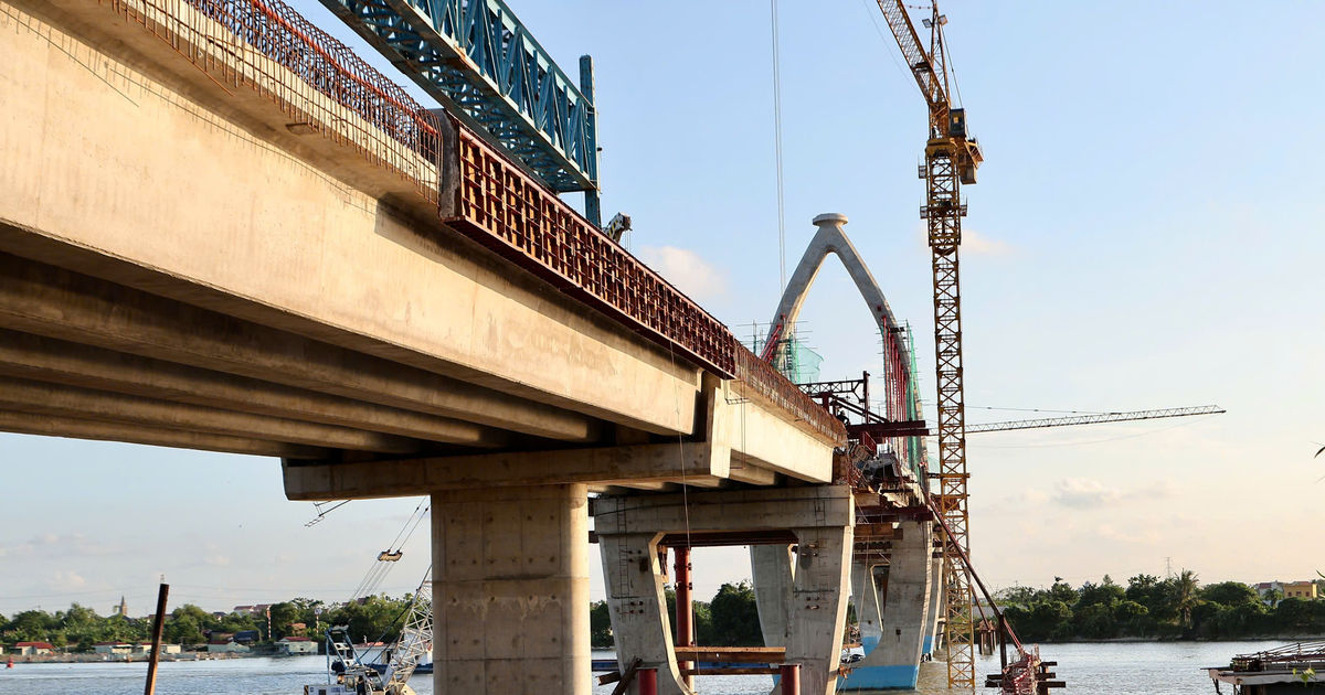Nhịp chính cầu sông Đuống hoàn thành: Hà Nội và kết nối vùng Bắc Bộ chuẩn bị bước ngoặt