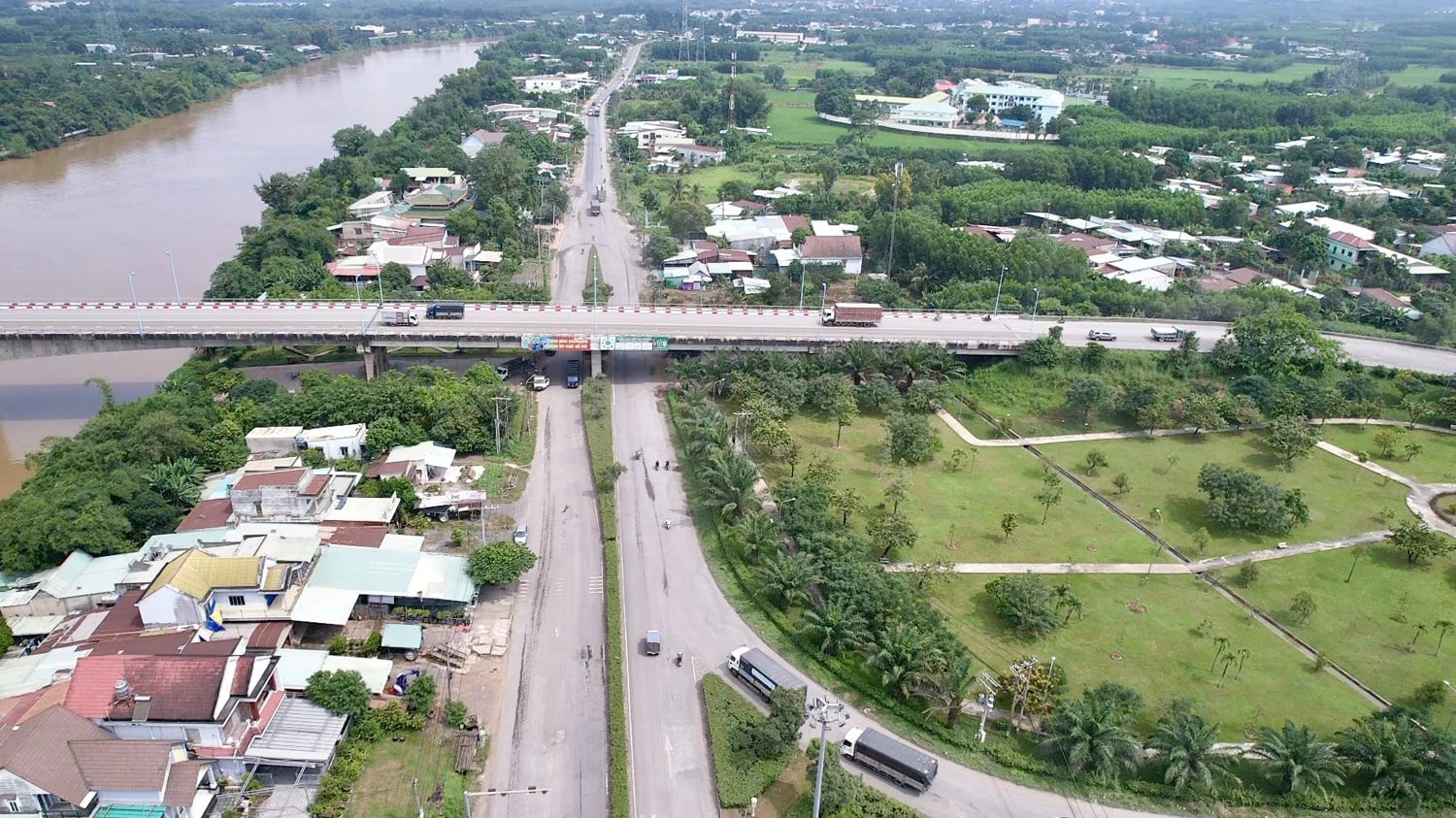 Vành đai 4 TP.HCM và tuyến đường Đông Nam Bộ: cuộc đua hạ tầng trăm nghìn tỷ