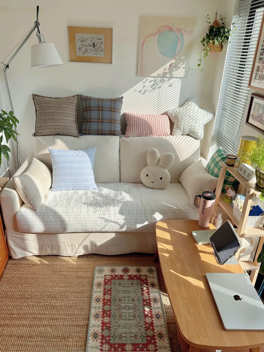 Cách biến phòng trọ 9m² thành tổ ấm tiện nghi mà không tốn kém