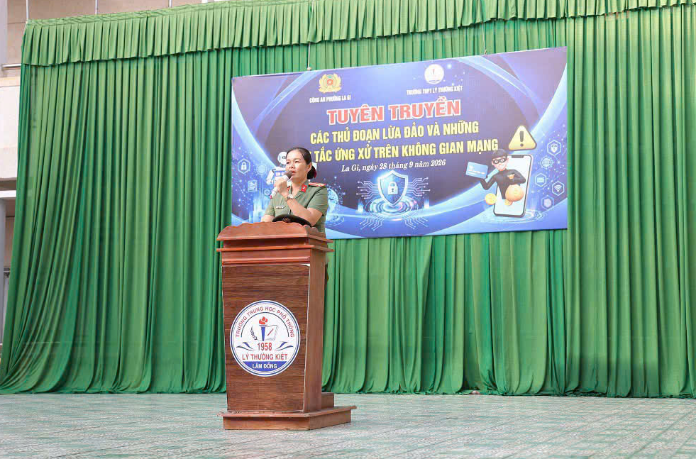 Kỹ năng nhận diện lừa đảo trực tuyến cho học sinh và phụ huynh