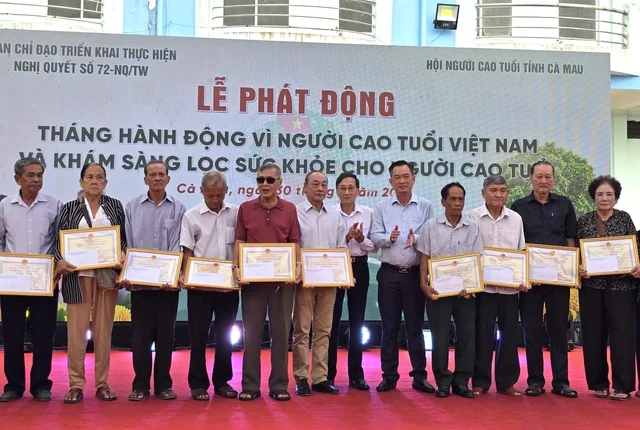 Khám sàng lọc định kỳ: “tấm khiên” bảo vệ người cao tuổi trước bệnh tật