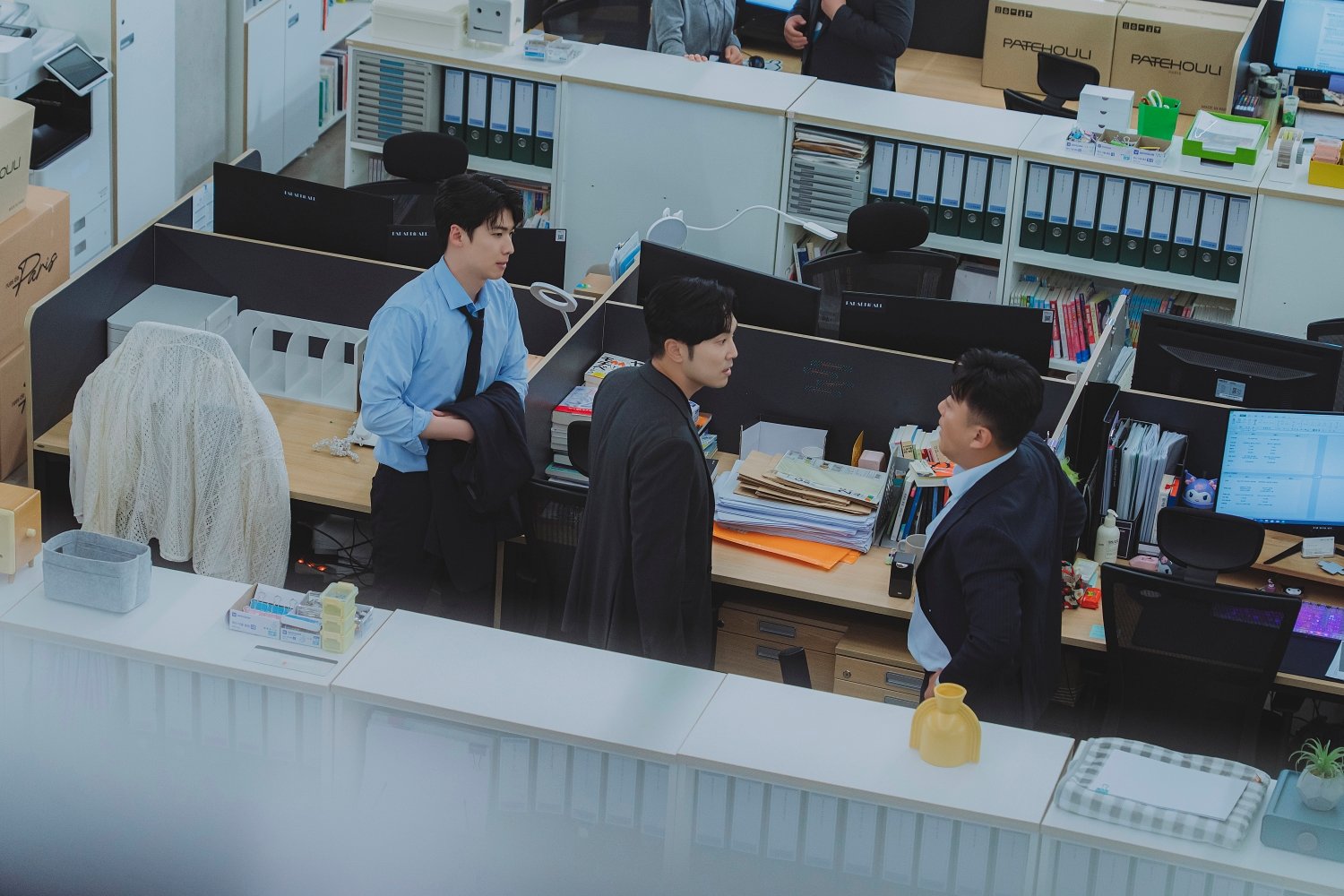 Lee Jun Hyuk và độc đắc không hề “bình thường” trong The Ordinary Jackpot