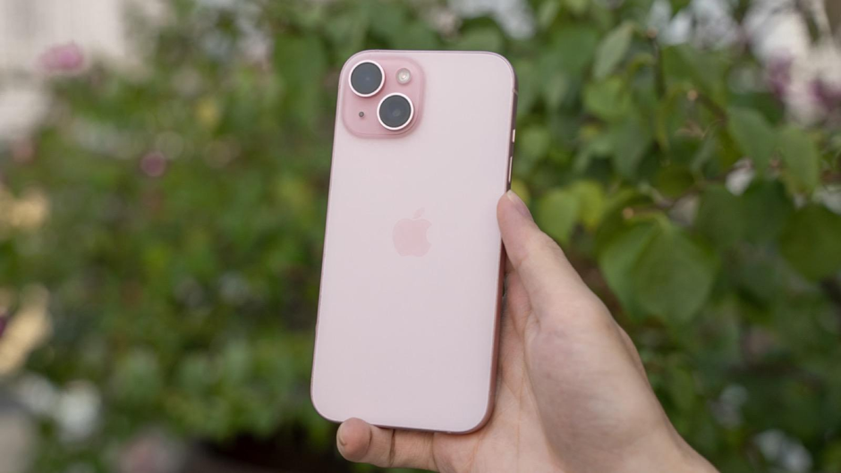 20 triệu đồng chọn iPhone nào: iPhone 15 là lựa chọn nên mua nhất