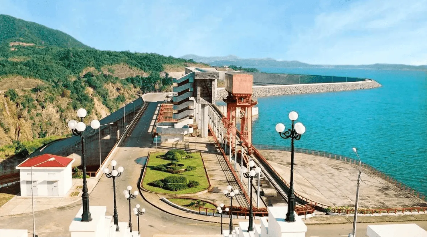 Nhà máy thủy điện ngầm sâu 600m: Kỳ công kỹ thuật và tầm nhìn tích năng