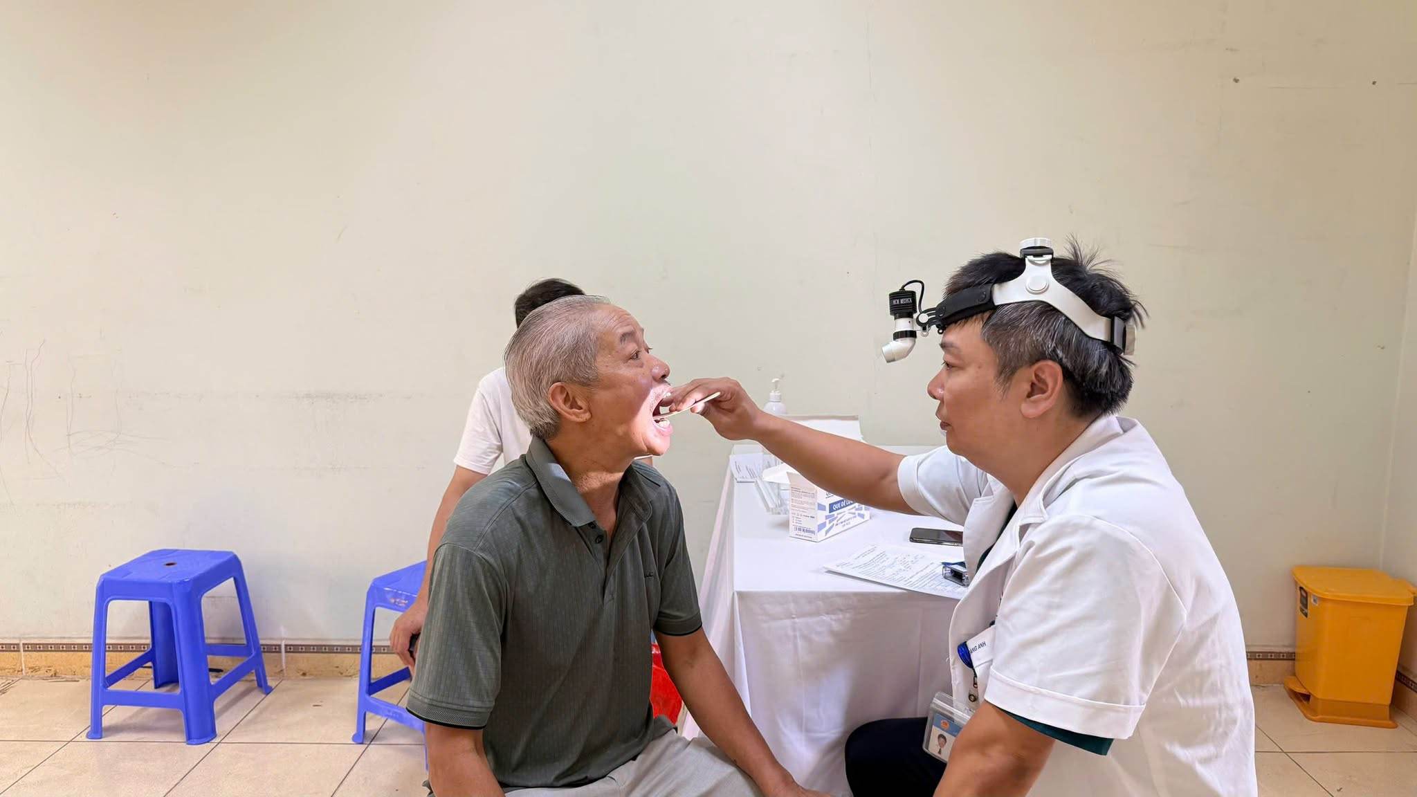 Khám sàng lọc định kỳ: “tấm khiên” bảo vệ người cao tuổi trước bệnh tật