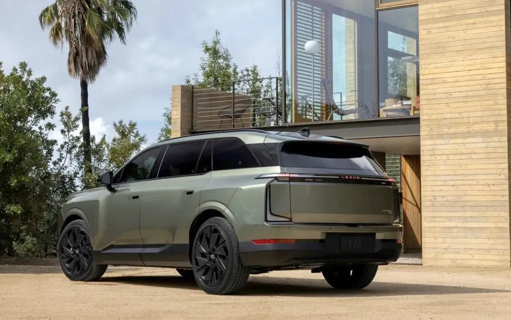 Lexus TZ: chiến lược giá táo bạo cho SUV điện 3 hàng ghế