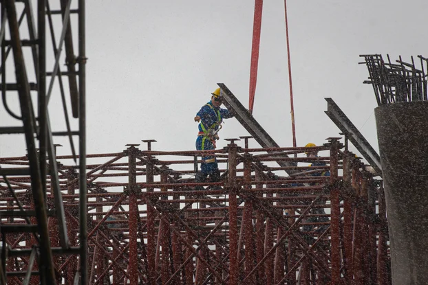 7.600 công nhân chạy đua ngày đêm trên công trường sân bay Phú Quốc