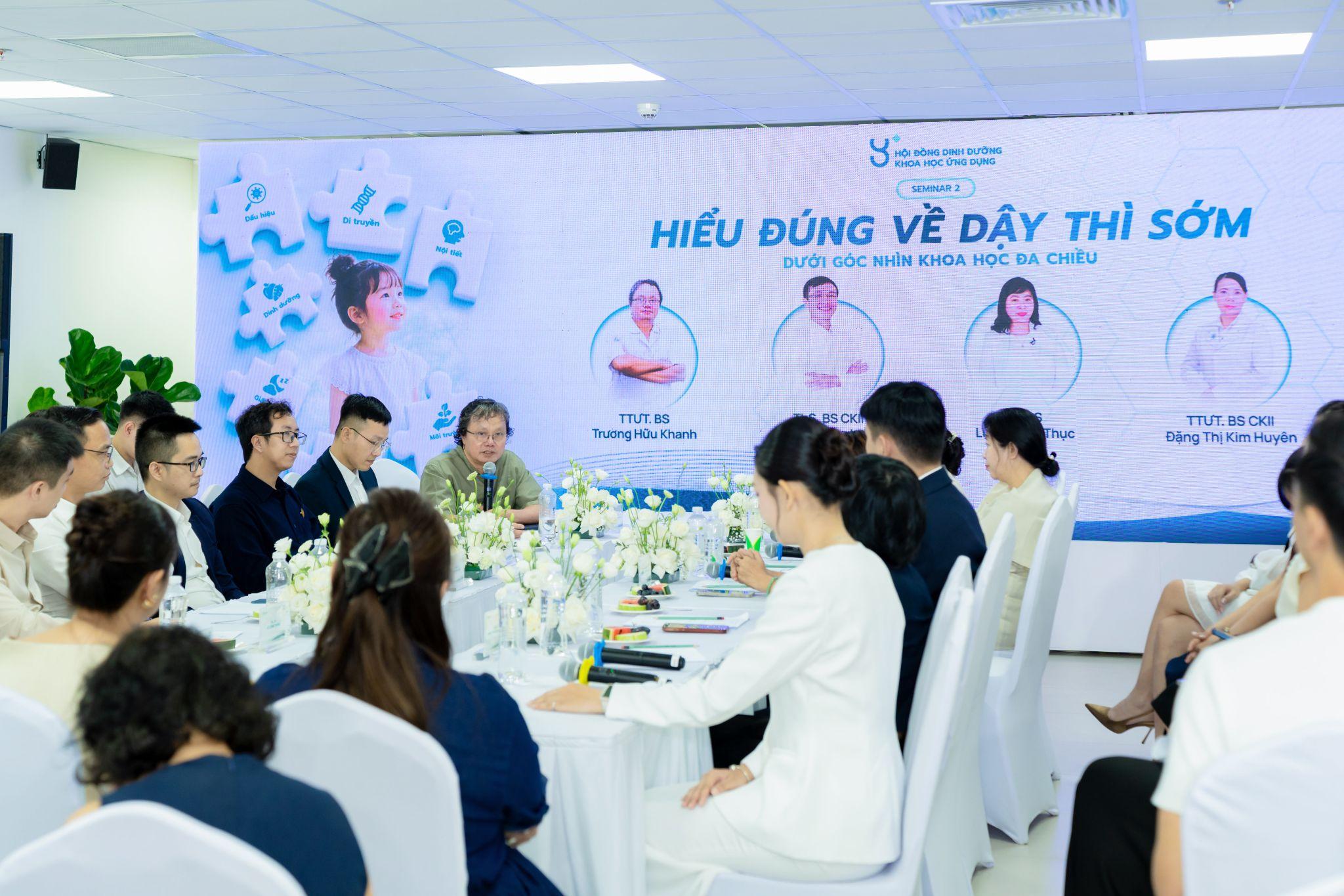 Sữa và thịt không gây dậy thì sớm: Đừng cắt nhầm nguồn tăng chiều cao của con
