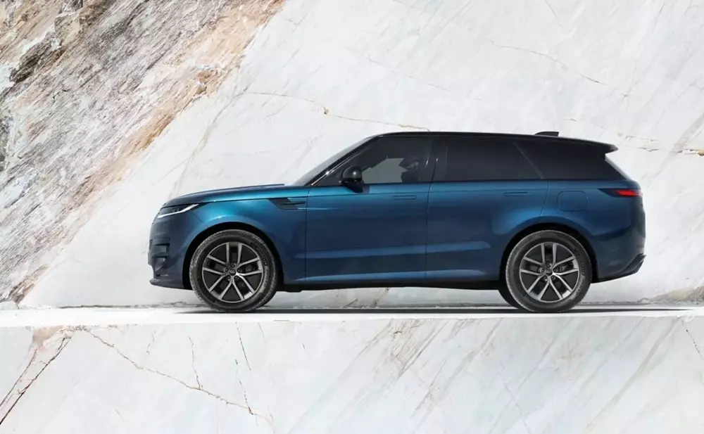 Range Rover Sport Electric: hiệu suất V8, giá thấp hơn đàn anh