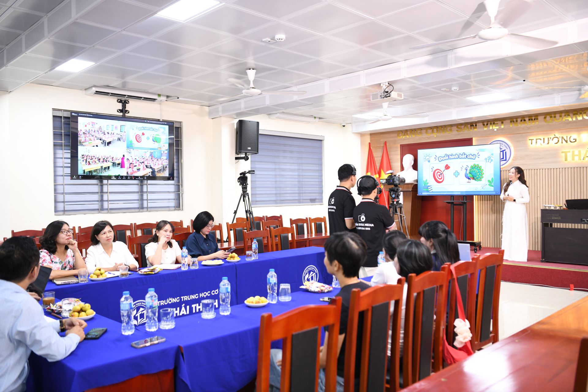 Lớp học mở Hà Nội: Khi khoảng cách địa lý chỉ còn trên bản đồ